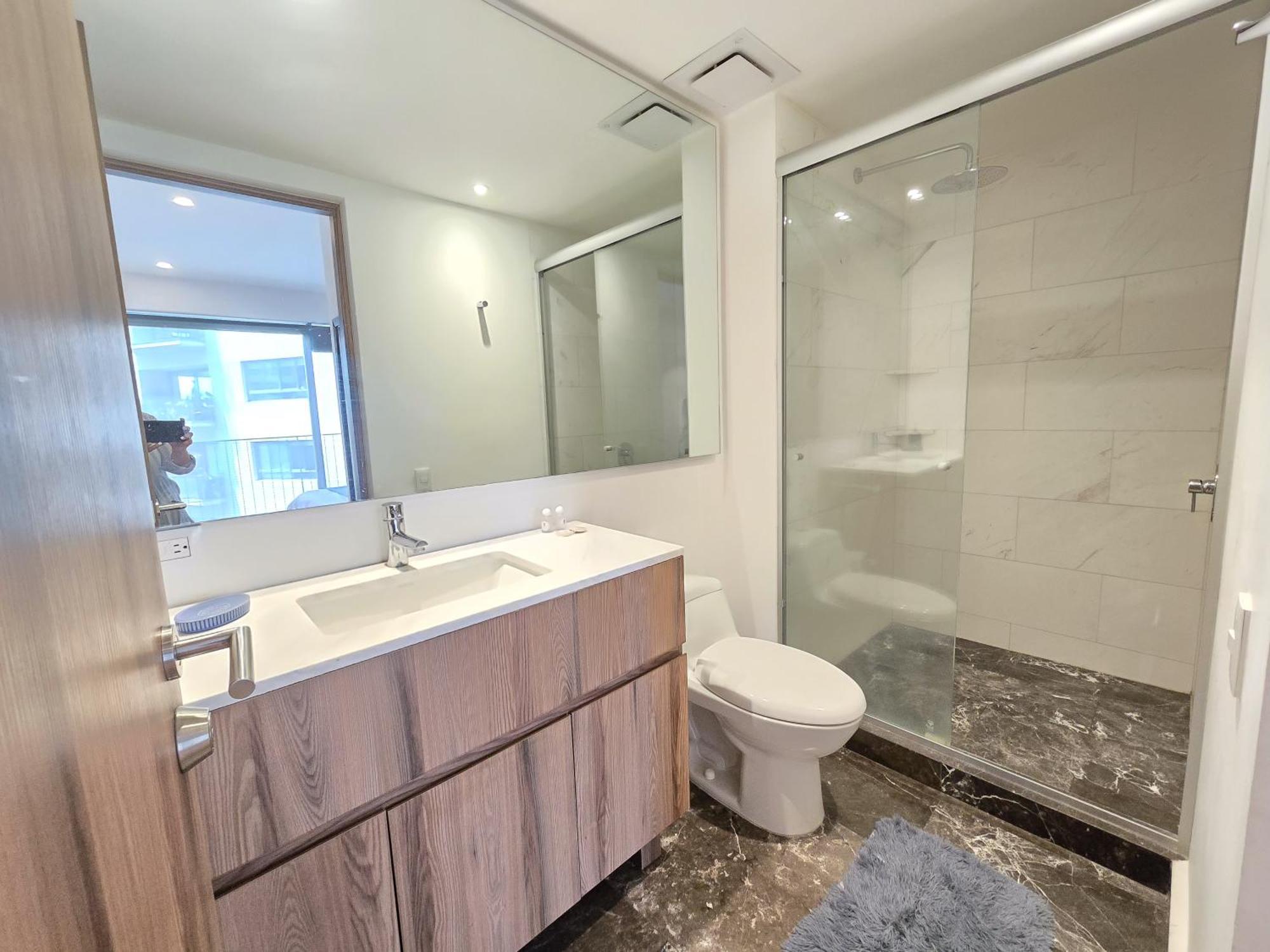 Apartment Retreat Workspace, Wifi, Pool, Gym &parking Mexico City